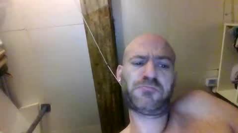 Snapshot of alfred151 chatting on April 10, 2026, 12:38 am Edgarrrdd1021 online show from April 10, 2026, 12:38 am