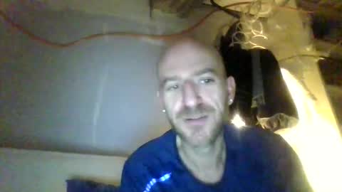 Snapshot of alfred151 chatting on April 11, 2026, 6:01 pm Edgarrrdd1021 online show from April 11, 2026, 6:01 pm