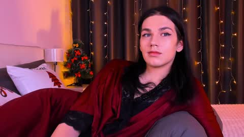 Alfreda online show from December 8, 2024, 8:47 pm