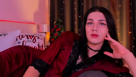 Alfreda online show from December 12, 2024, 9:26 pm