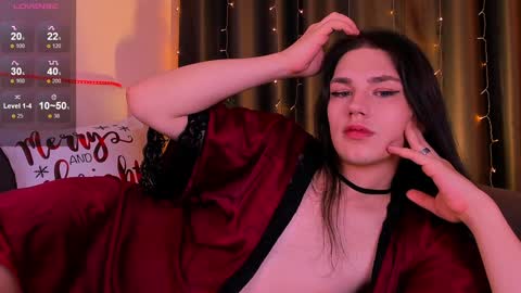 Alfreda online show from December 13, 2024, 3:38 am