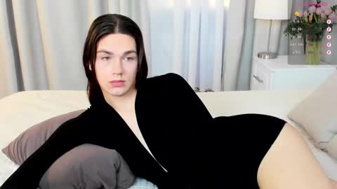 Alfreda online show from November 8, 2025, 10:48 am