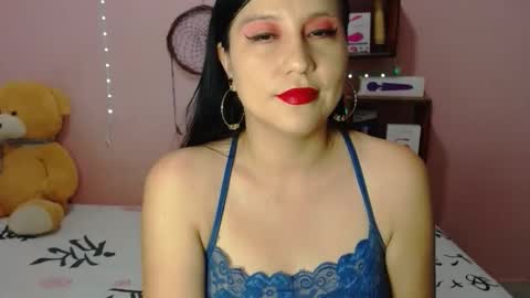 alixia online show from April 10, 2026, 9:41 pm