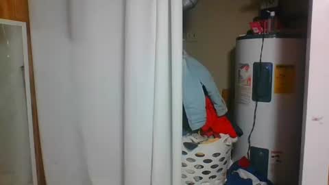 ali_tayler online show from October 14, 2025, 5:47 pm