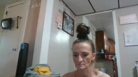 ali_tayler online show from October 15, 2025, 1:11 pm