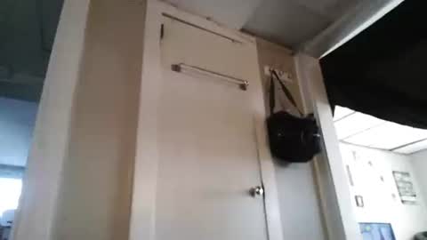 ali_tayler online show from October 28, 2025, 6:10 pm