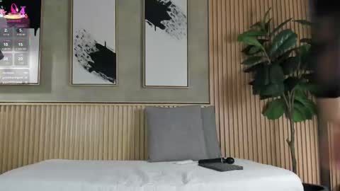 Snapshot of ali_vega chatting on September 27, 2025, 8:25 pm Ali online show from September 27, 2025, 8:25 pm