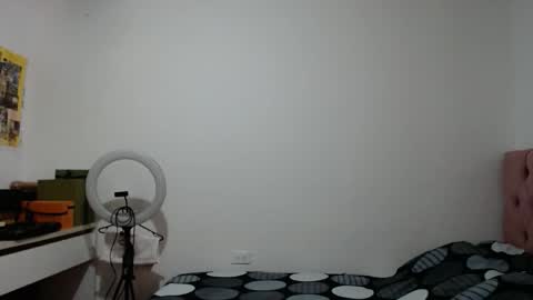 Alia      Anjali  online show from November 20, 2025, 12:38 pm