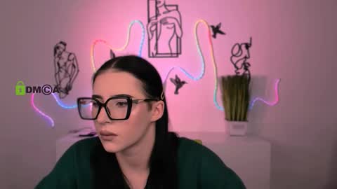 alia skay online show from December 16, 2025, 6:18 am