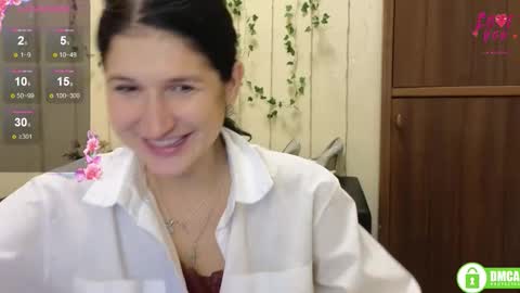 Snapshot of alianna_solo_kiss chatting on October 12, 2025, 11:20 am Alianna online show from October 12, 2025, 11:20 am