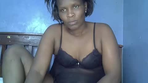 Snapshot of alic_crazy chatting on November 28, 2025, 12:19 pm alic_crazy online show from November 28, 2025, 12:19 pm