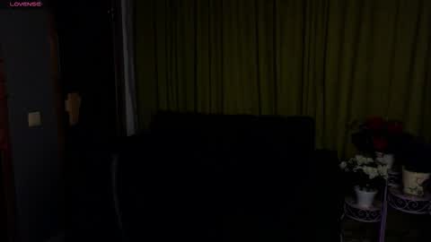 Snapshot of alicafoxis chatting on February 26, 2026, 6:51 pm Alica online show from February 26, 2026, 6:51 pm