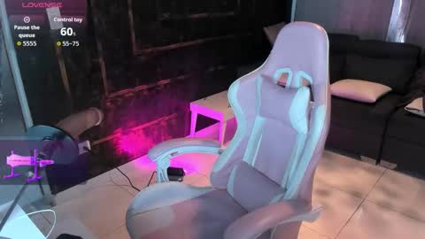 alice online show from December 21, 2025, 6:04 pm