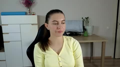 Alice online show from September 25, 2025, 6:22 pm