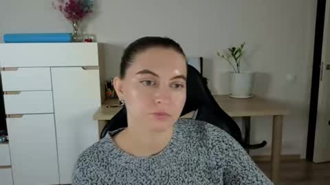 Alice online show from October 12, 2025, 5:01 pm