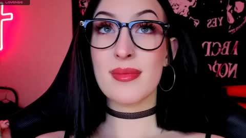 Snapshot of alice___mistress chatting on May 22, 2026, 9:09 pm Miss Alice online show from May 22, 2026, 9:09 pm