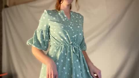 Snapshot of alice_alarcon chatting on November 5, 2025, 2:39 pm Hey Im Alice online show from November 5, 2025, 2:39 pm