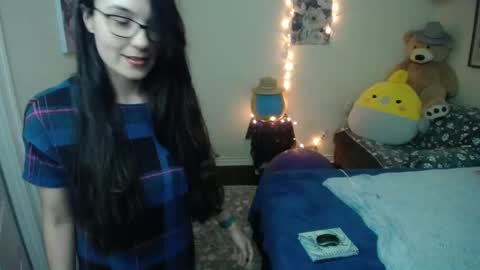 Alice Asks online show from October 1, 2025, 4:18 am