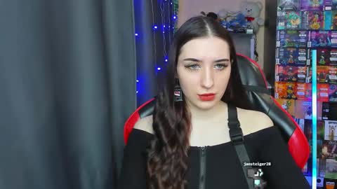 Alice online show from March 4, 2025, 12:22 pm