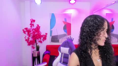 Alice  online show from March 11, 2025, 12:17 pm