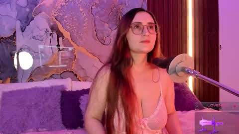 Mey online show from November 7, 2025, 2:44 am