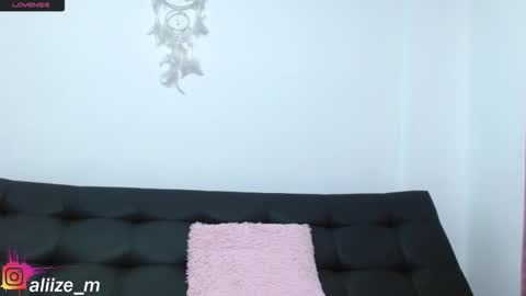 alice online show from October 23, 2025, 7:01 pm