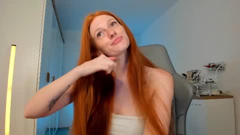 Snapshot of alice_ginger chatting on June 26, 2026, 1:37 pm Hello im Alice online show from June 26, 2026, 1:37 pm
