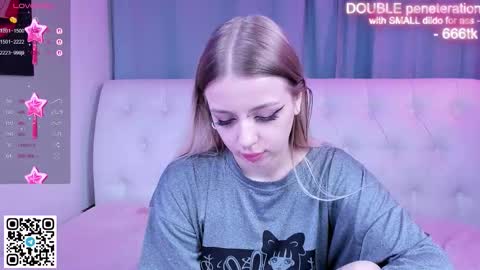 alice_halle online show from November 8, 2025, 1:28 am