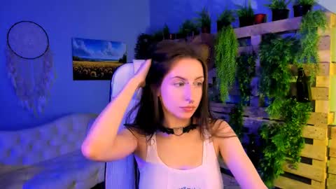 Snapshot of alice_lice chatting on October 10, 2025, 12:15 pm alice_lice online show from October 10, 2025, 12:15 pm