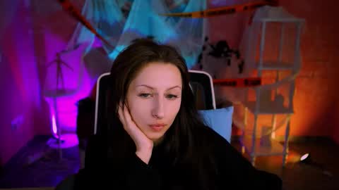 Snapshot of alice_lice chatting on November 2, 2025, 8:17 am alice_lice online show from November 2, 2025, 8:17 am