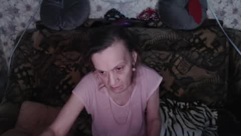 Snapshot of alice_longstocking chatting on May 1, 2026, 6:40 am alice longstocking online show from May 1, 2026, 6:40 am