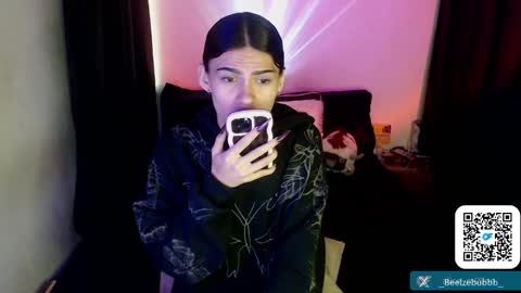 alice_m00nn online show from February 16, 2025, 11:38 am