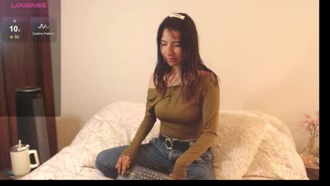 Alice online show from November 21, 2025, 3:54 pm