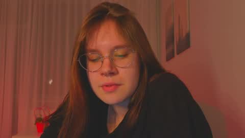 Snapshot of alice_miiiller chatting on April 28, 2026, 5:40 pm Alice online show from April 28, 2026, 5:40 pm