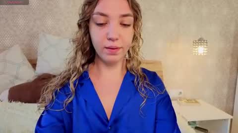 Snapshot of alice_muah chatting on July 6, 2026, 5:26 am Alice online show from July 6, 2026, 5:26 am