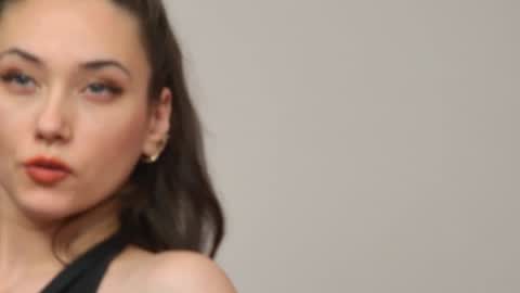 AliceMunro online show from January 5, 2025, 12:42 am