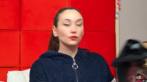 AliceMunro online show from February 10, 2025, 4:52 am