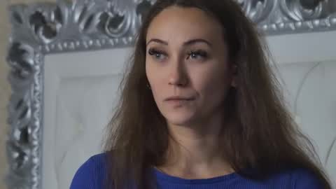 AliceMunro online show from September 19, 2025, 7:25 pm