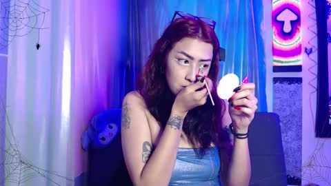 Snapshot of alice_phantom chatting on October 4, 2025, 8:51 pm online show from October 4, 2025, 8:51 pm