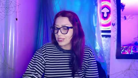 Snapshot of alice_phantom chatting on October 7, 2025, 2:58 pm online show from October 7, 2025, 2:58 pm