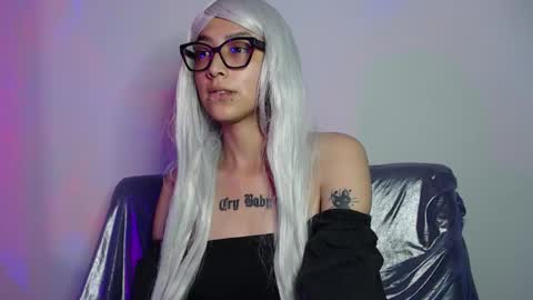      online show from December 21, 2025, 2:08 am