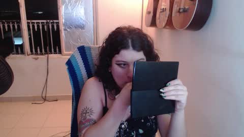 Alicia Aldara online show from December 5, 2025, 9:18 am