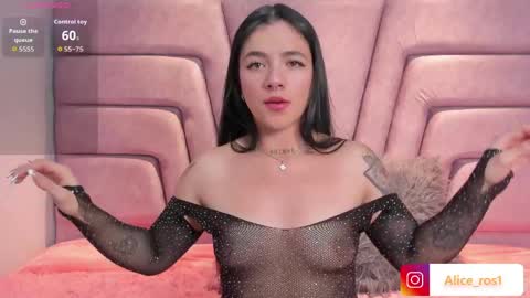 Snapshot of alice_rose5 chatting on May 1, 2026, 3:11 am Alice online show from May 1, 2026, 3:11 am