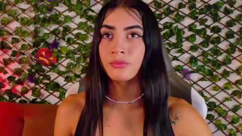 alice_rous21 online show from October 26, 2025, 7:20 pm