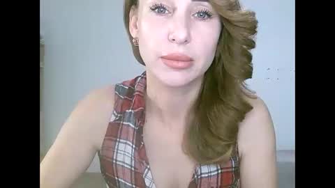 Snapshot of alice_sewx chatting on November 13, 2025, 1:32 pm Alice Sewx online show from November 13, 2025, 1:32 pm