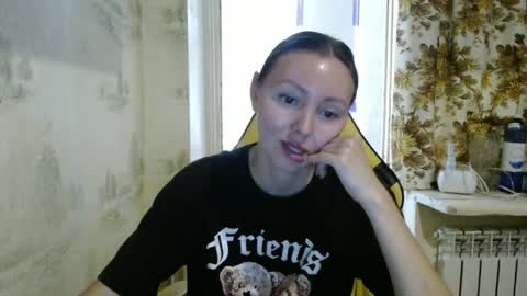 Snapshot of alice_smiles chatting on July 31, 2026, 12:26 pm Alice smiles online show from July 31, 2026, 12:26 pm