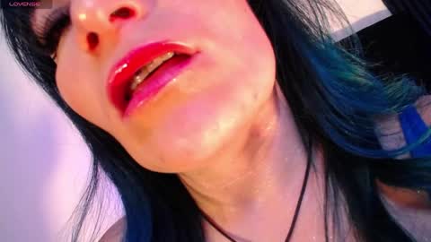 Snapshot of alice_sweetmomma chatting on May 12, 2026, 7:22 pm Alice online show from May 12, 2026, 7:22 pm