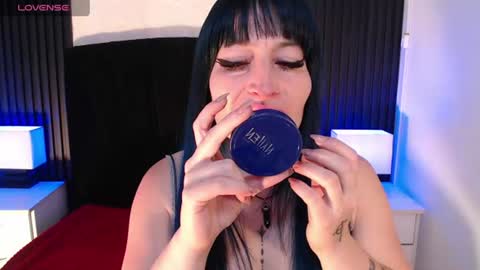 Snapshot of alice_sweetmomma chatting on June 27, 2026, 8:47 pm Alice online show from June 27, 2026, 8:47 pm