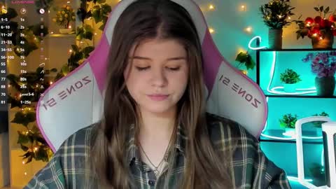 Alice online show from September 18, 2025, 4:42 pm