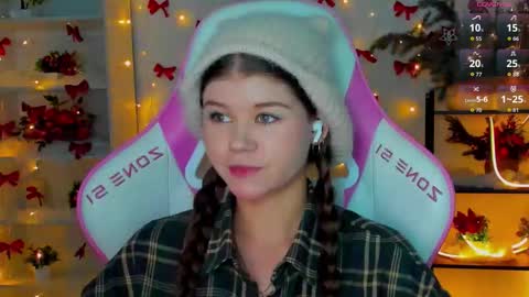 Alice online show from December 15, 2025, 4:44 pm